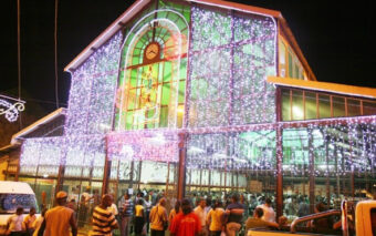 Les marchés de Noël : entre traditions créoles et féérie tropicale